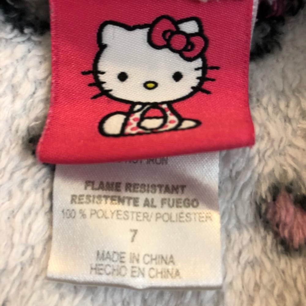 Hello Kitty Robe -Girls 💕 - Picture 3 of 3